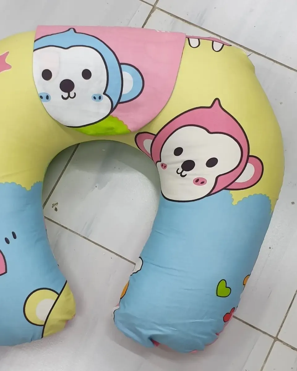 Nursing pillow with removable cover (Copy)