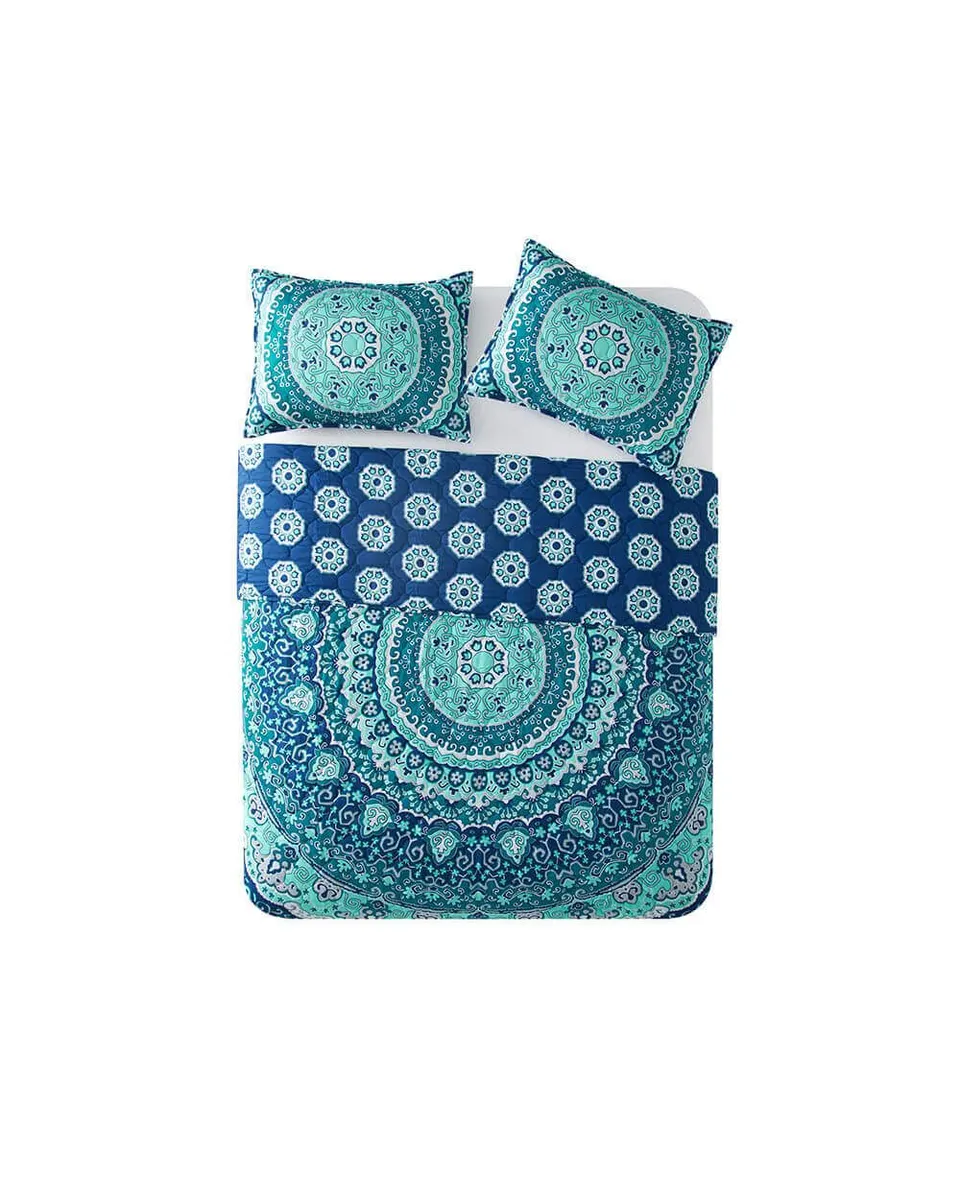 Traditional Teal Medallion Reversible Quilt