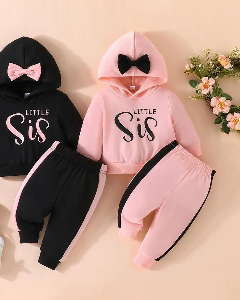 Hooded Sweatpants Outfits for Girls