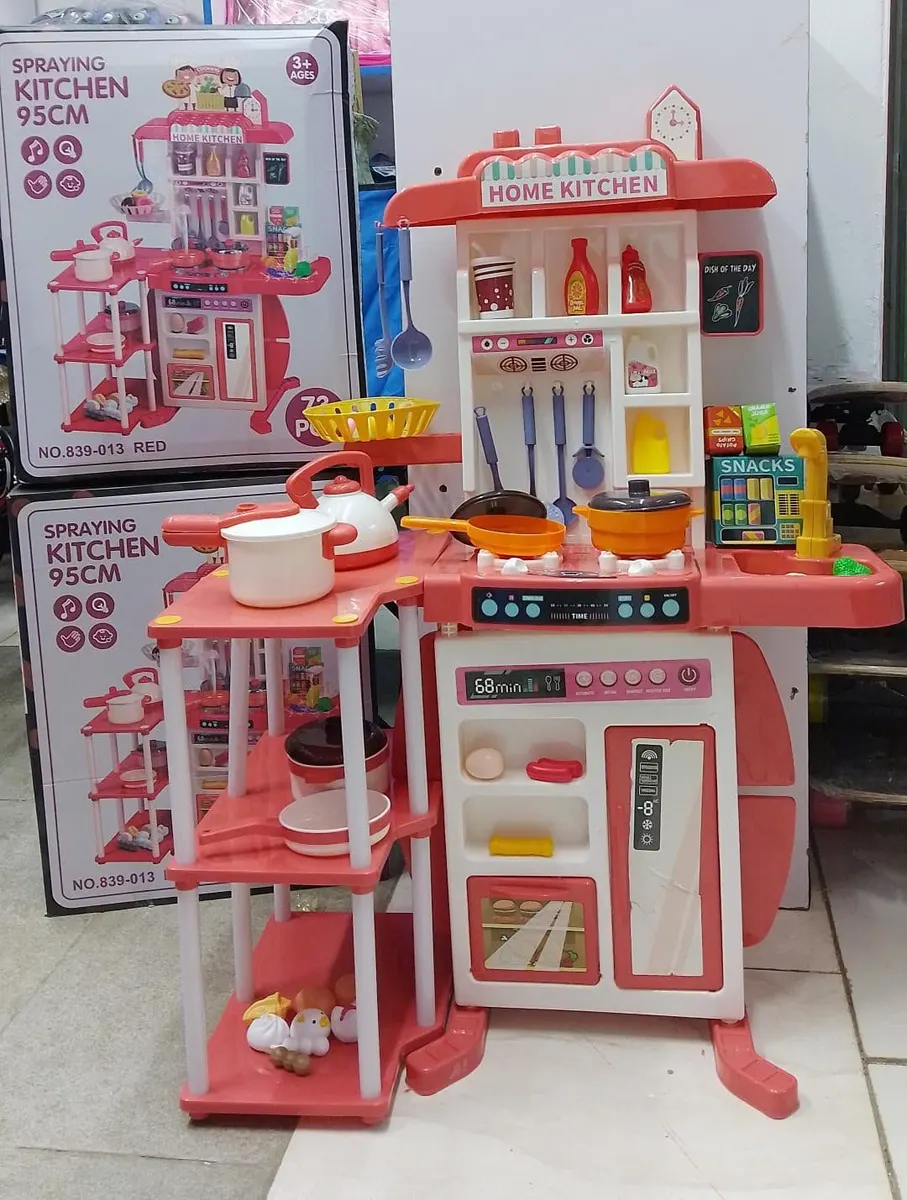 95cm Long Spraying Kitchen Play Set for Kids (Age 3+)