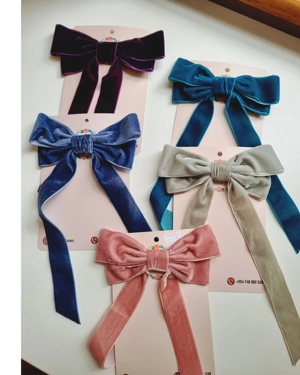 Ellaine Bows Long-Tail Velvet Bow Hairclips Assorted Single Multicolor Age- 24 Months & Above